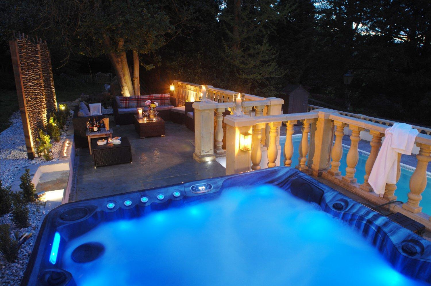 The School Rooms Estate Beautiful, Georgian Apartments With Private Heated Pool And Hot Tub Wifi And Parking Near Bath Box  Kültér fotó