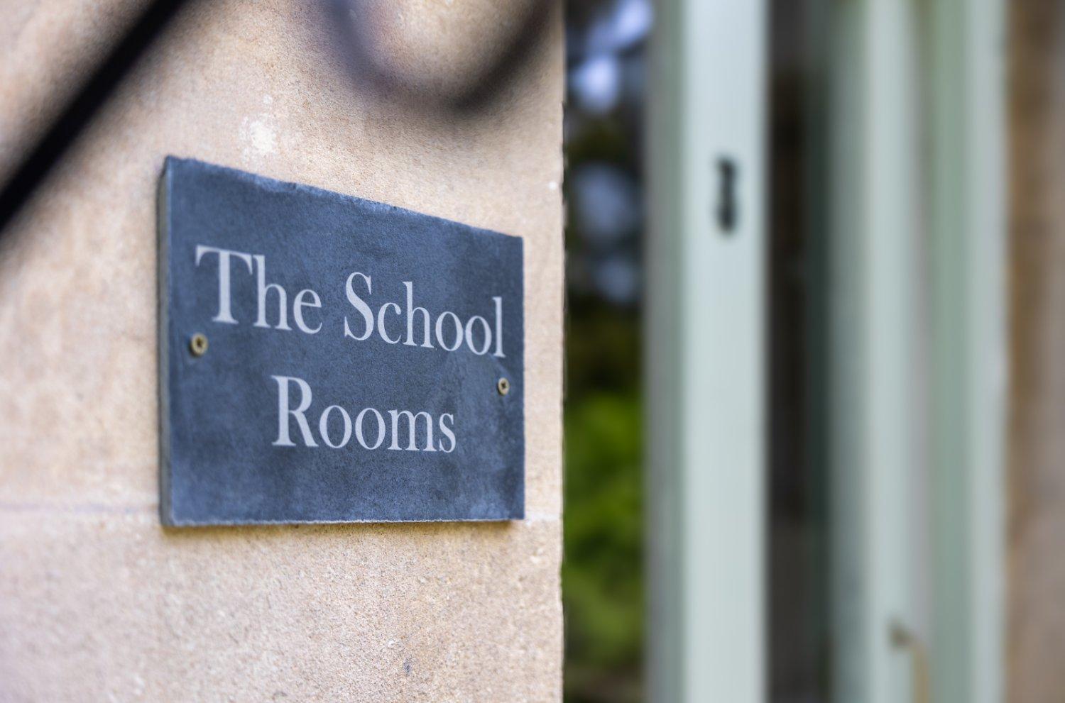 The School Rooms Estate Beautiful, Georgian Apartments With Private Heated Pool And Hot Tub Wifi And Parking Near Bath Box  Kültér fotó