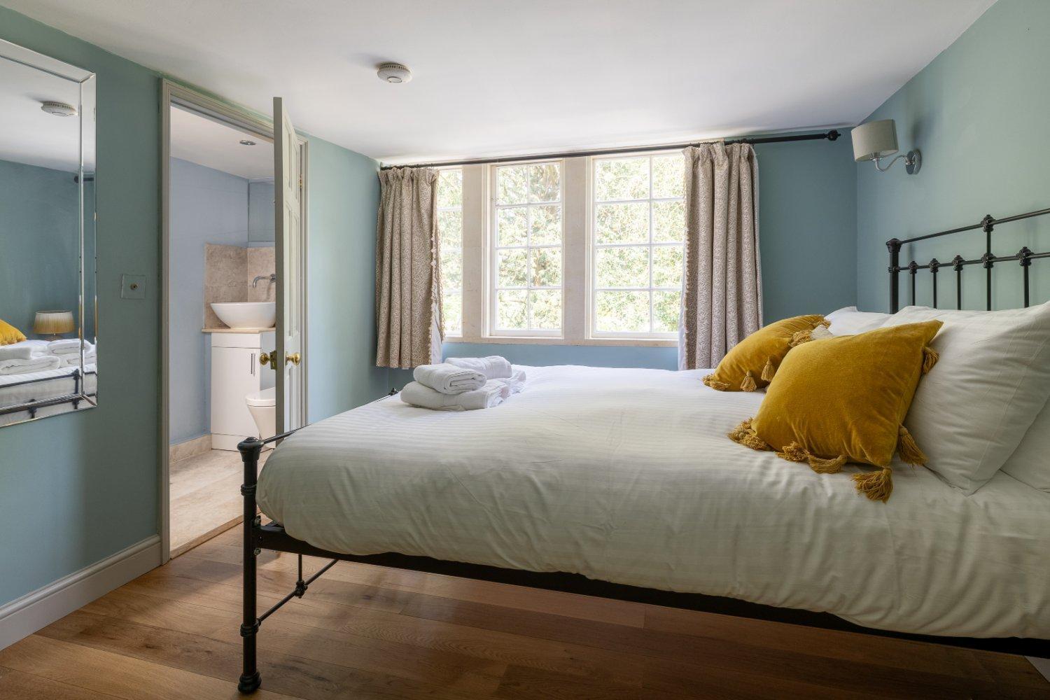 The School Rooms Estate Beautiful, Georgian Apartments With Private Heated Pool And Hot Tub Wifi And Parking Near Bath Box  Kültér fotó